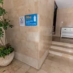 Niko Apartment