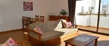 Niko Santa Eularia des Riu